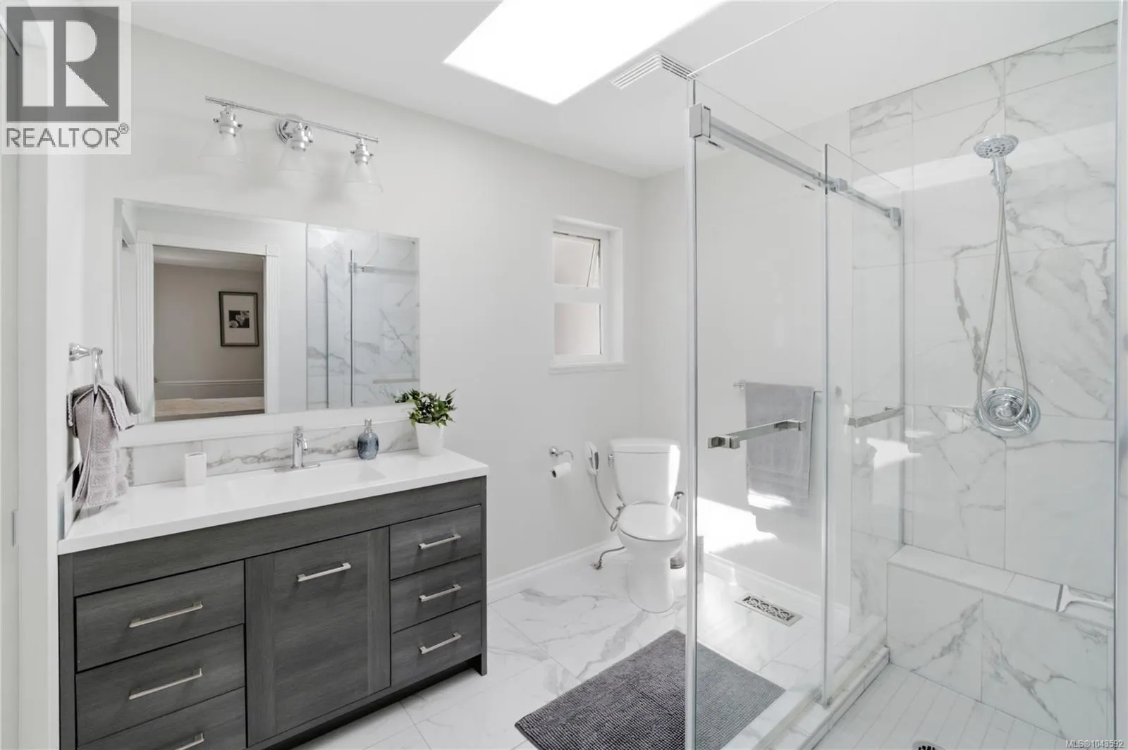 4796 Vista View Cres