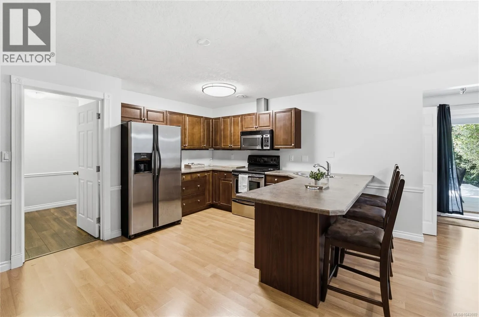 4796 Vista View Cres