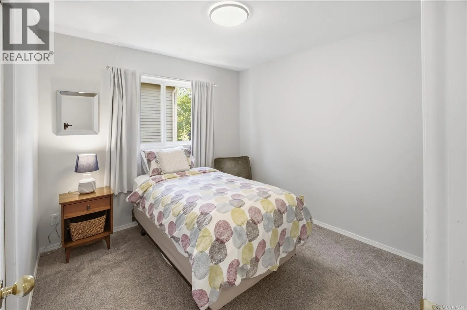 4796 Vista View Cres