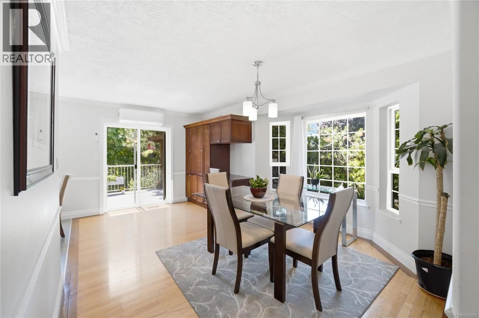 4796 Vista View Cres