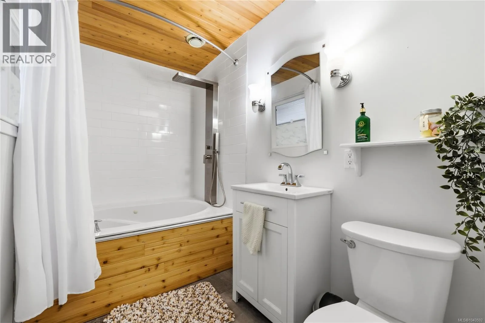 4796 Vista View Cres