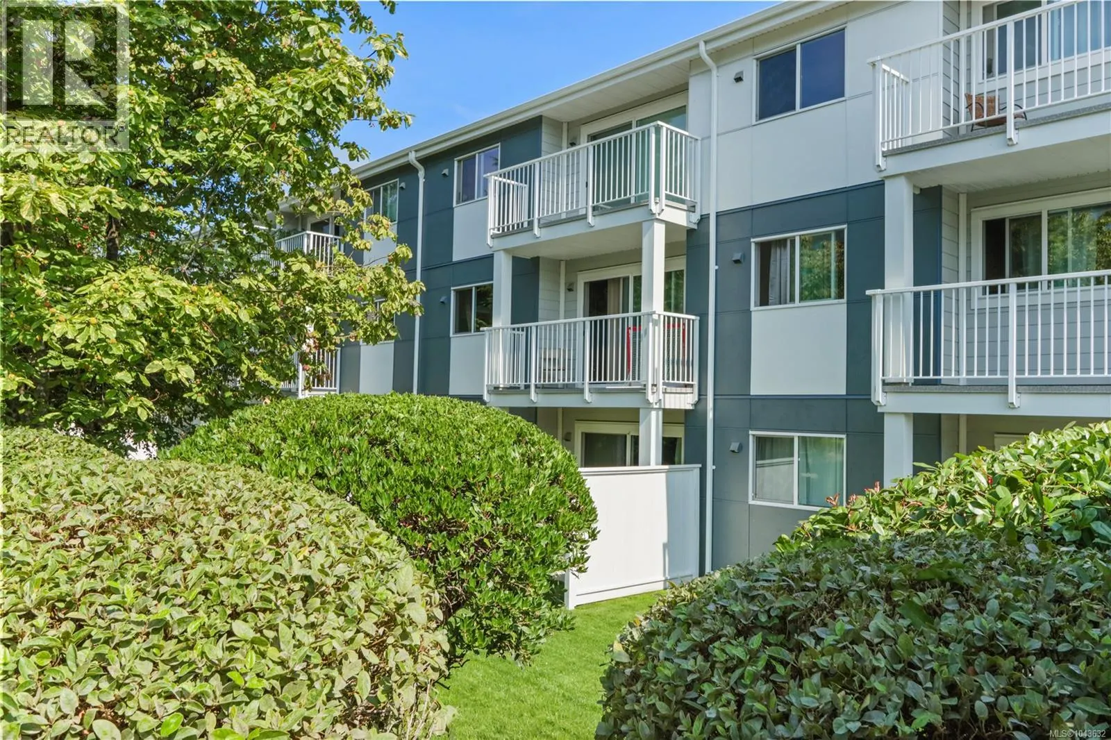 216 1600 Dufferin Cres