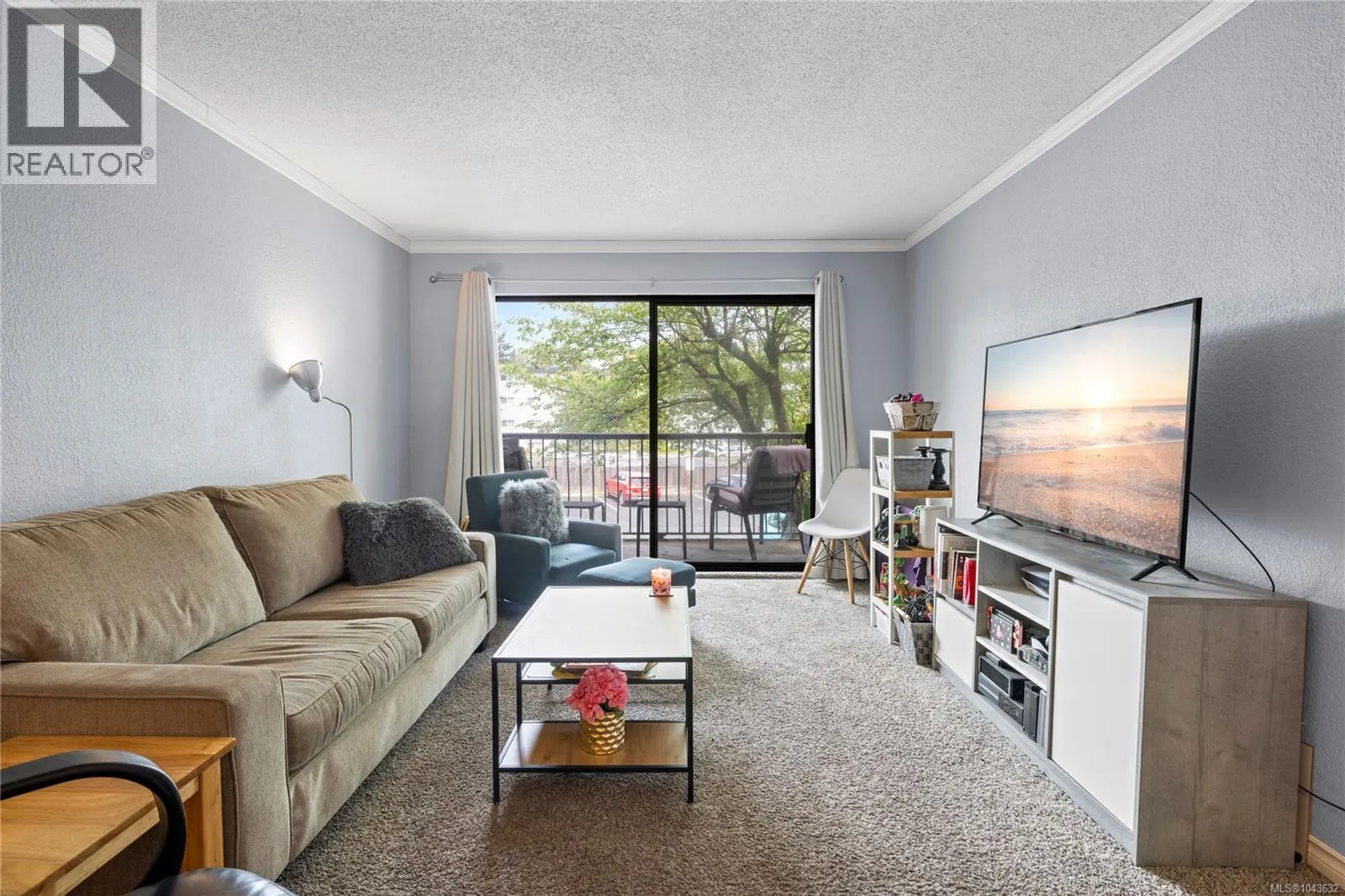 216 1600 Dufferin Cres