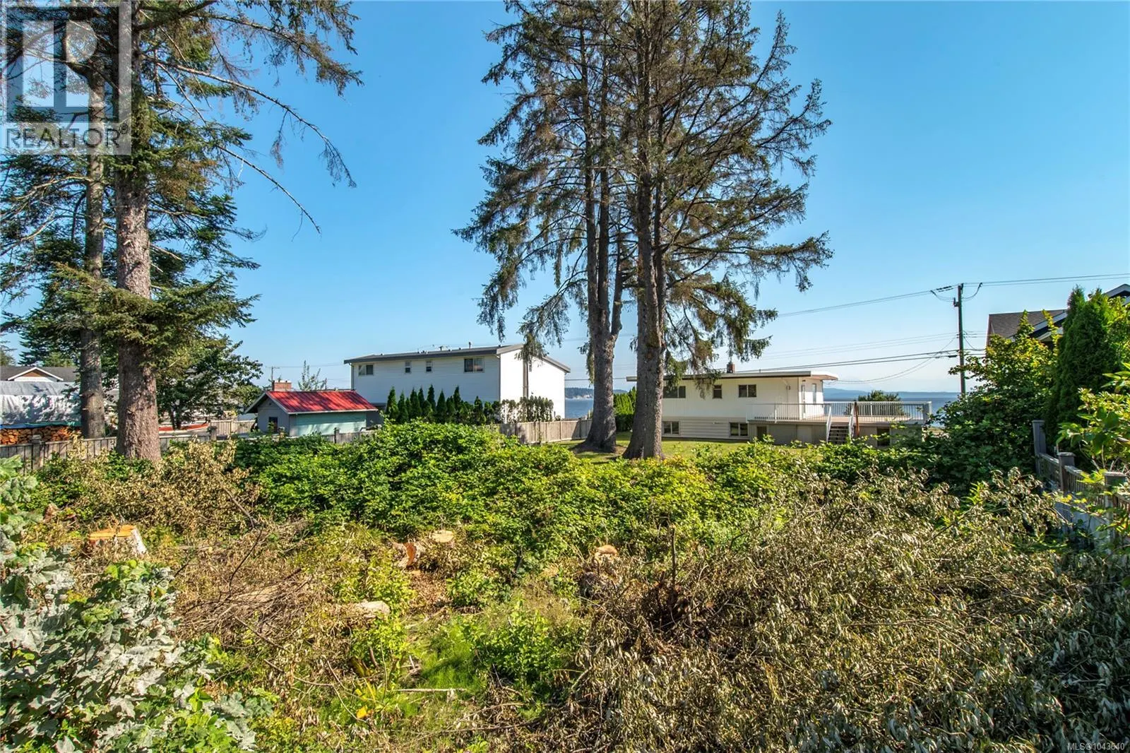 3250 Island Hwy S
