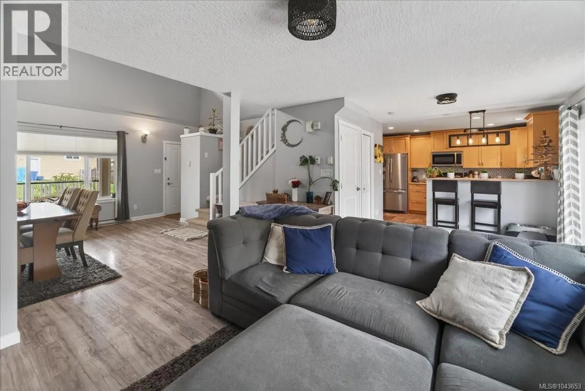 2460 Driftwood Pl