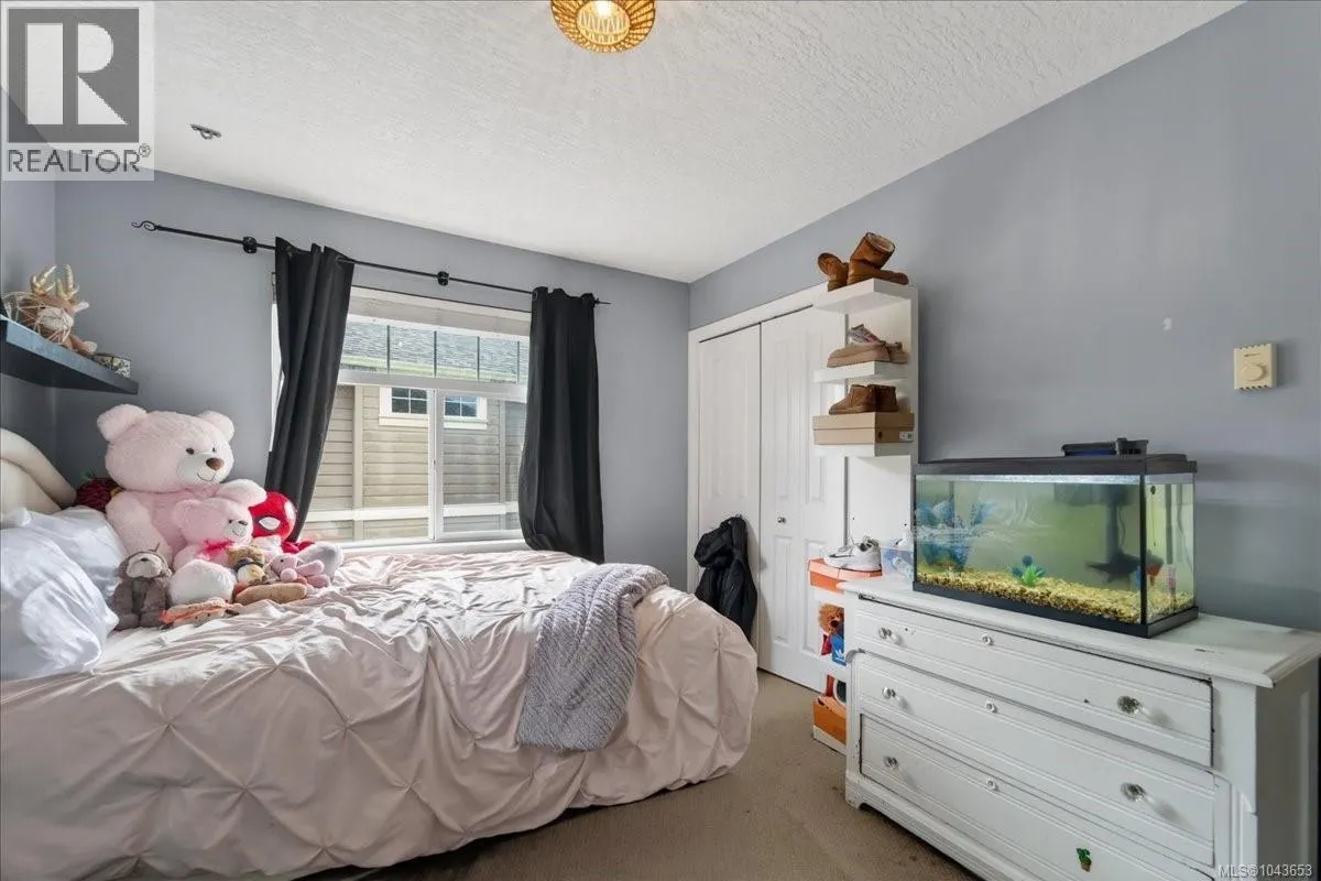 2460 Driftwood Pl