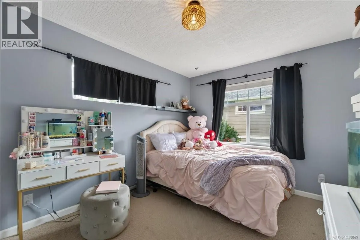 2460 Driftwood Pl