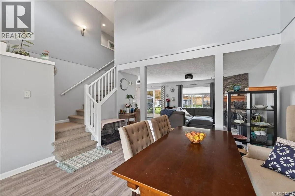 2460 Driftwood Pl