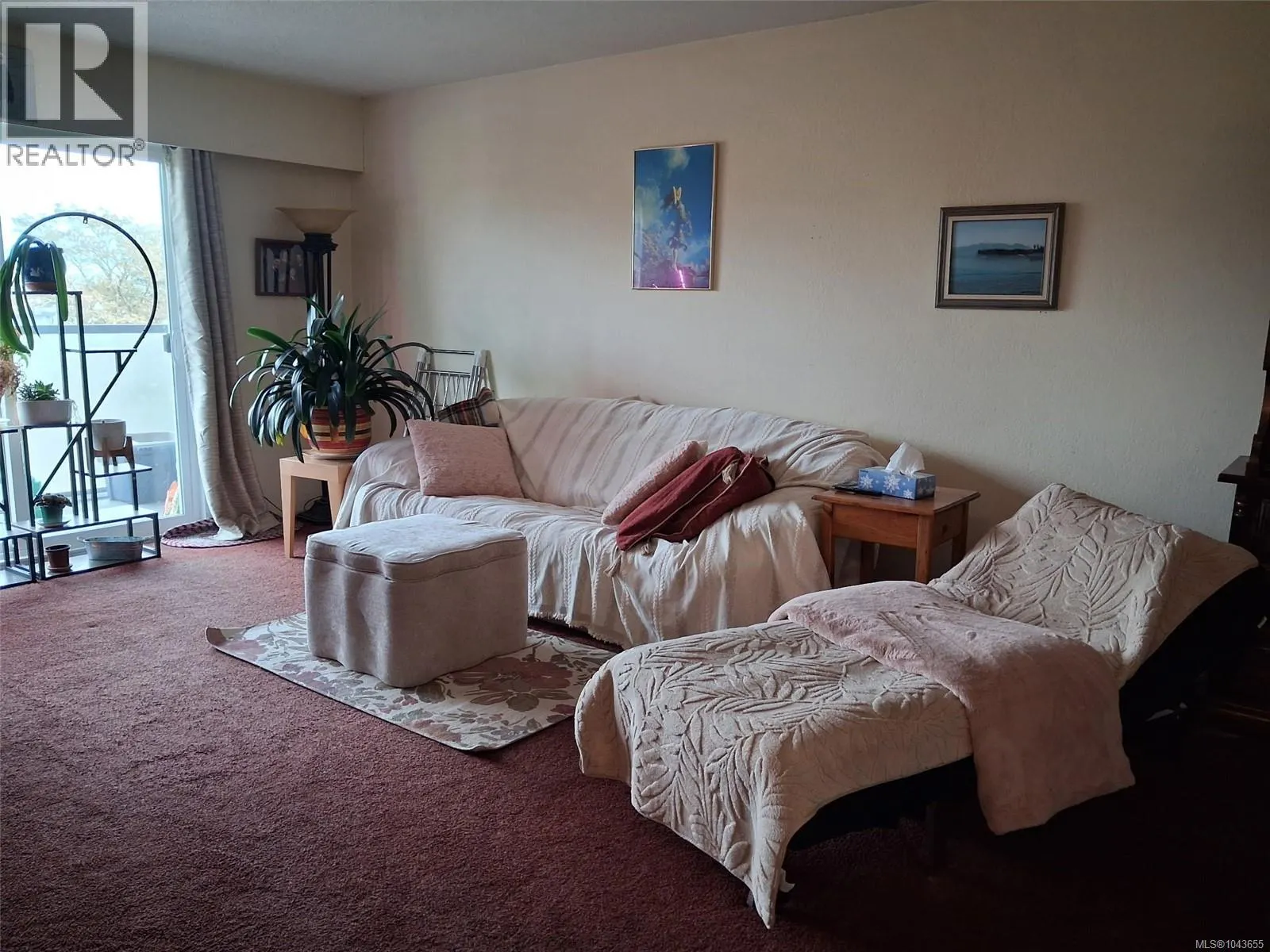 312 848 Esquimalt Rd