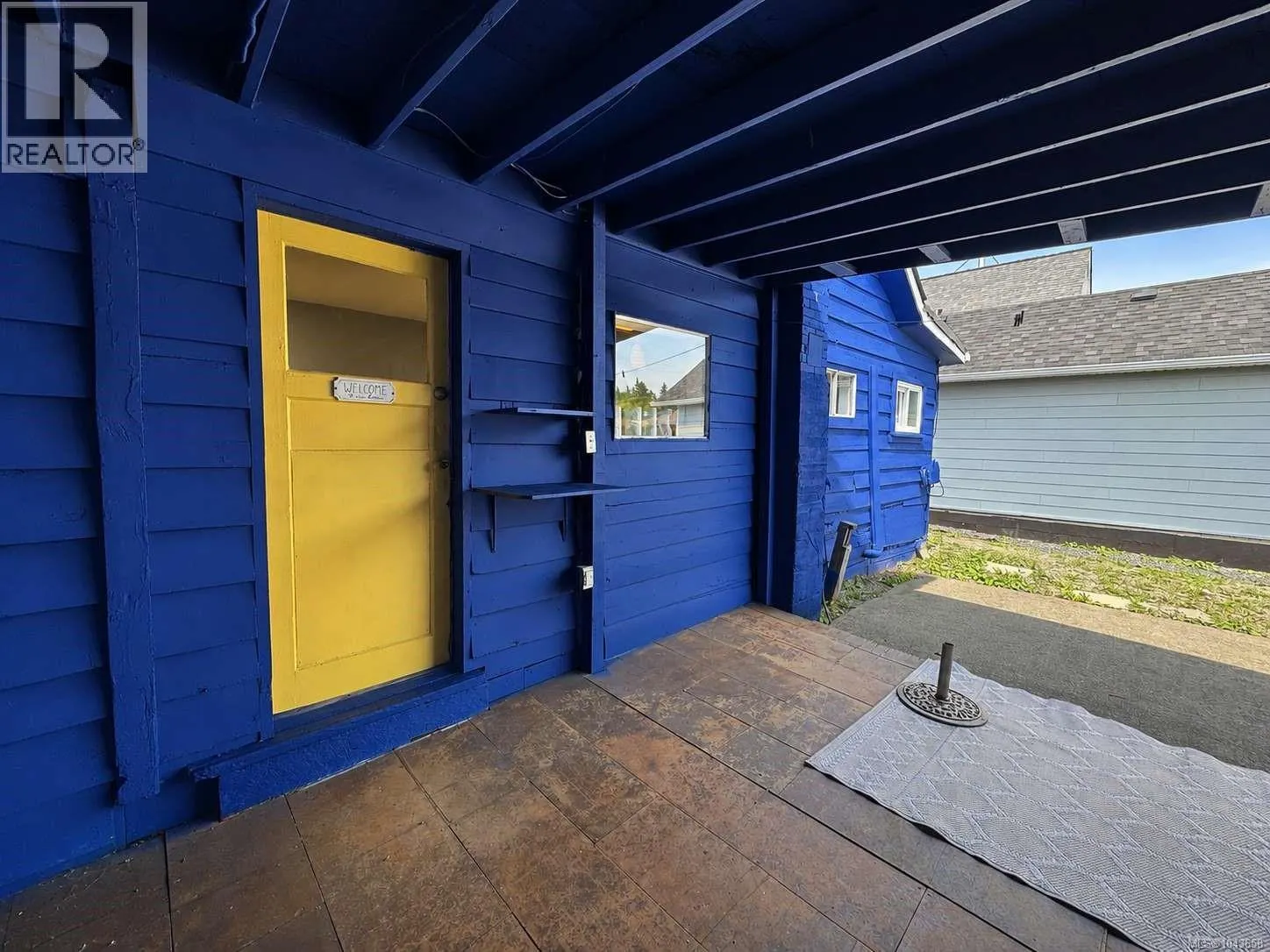 4586 Beale St
