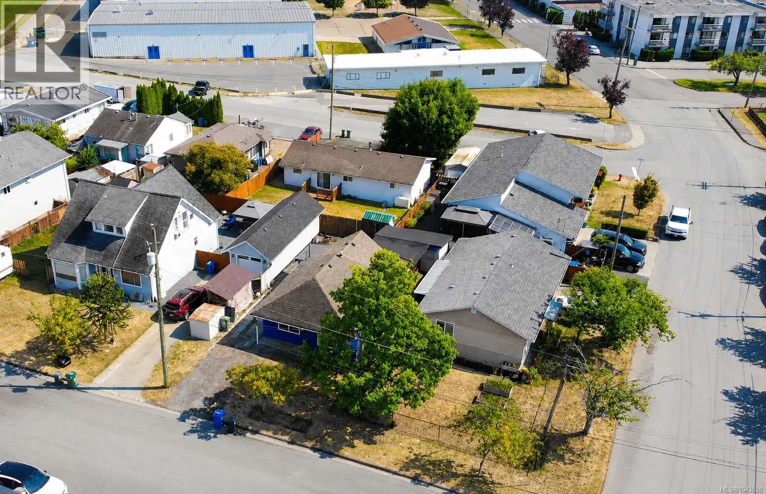 4586 Beale St