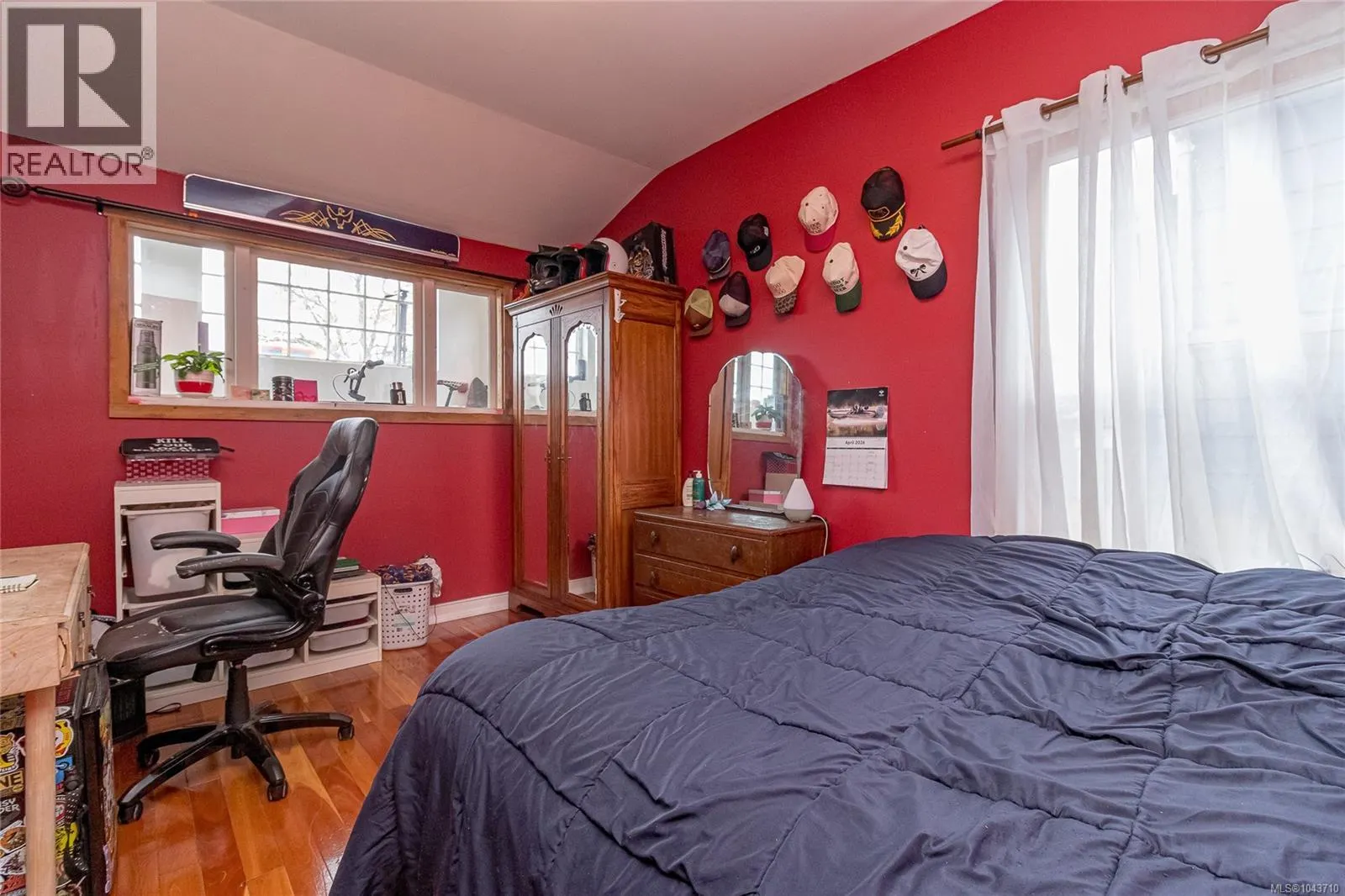 451 Irwin St