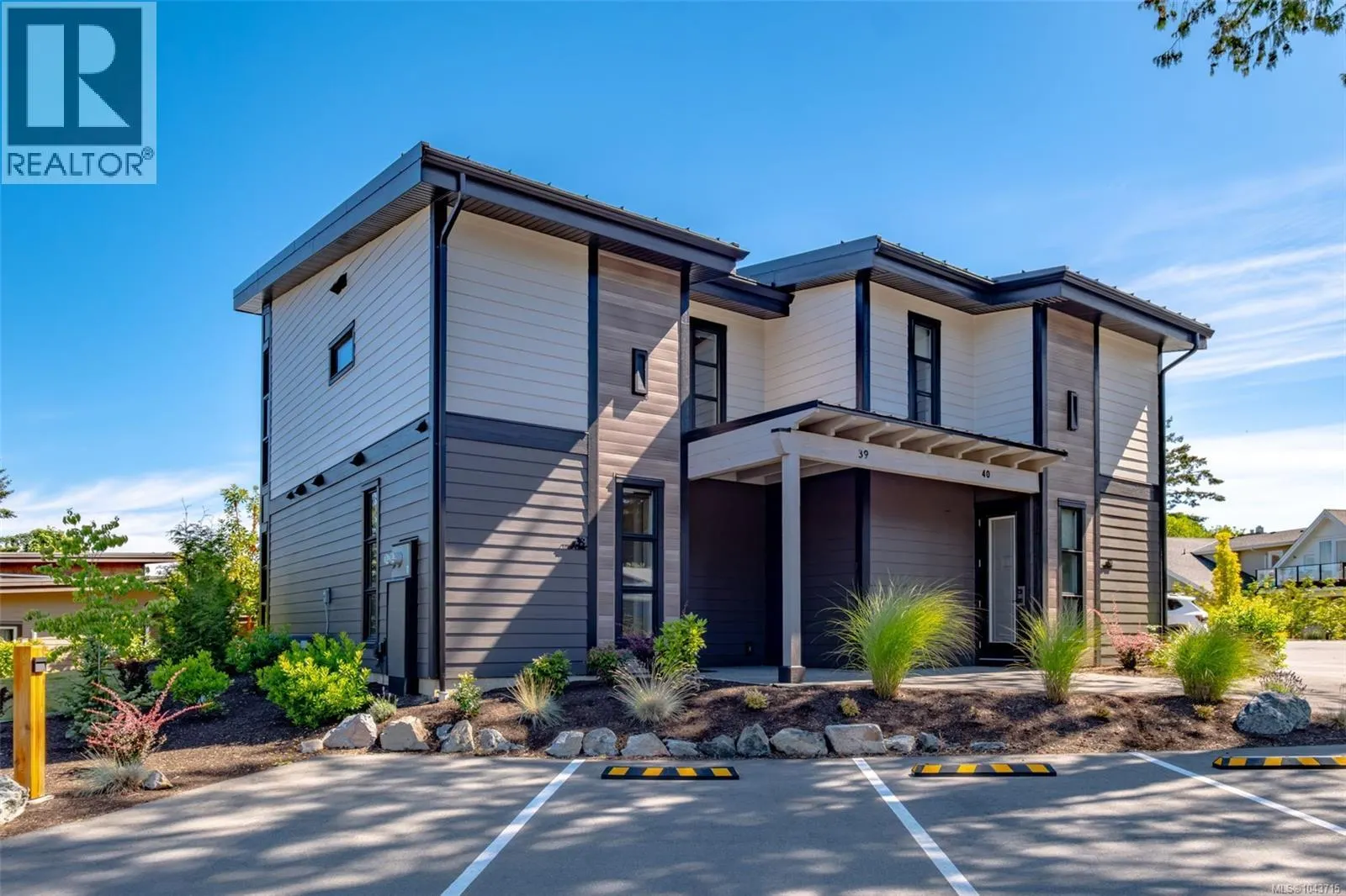 39 1175 RESORT Dr