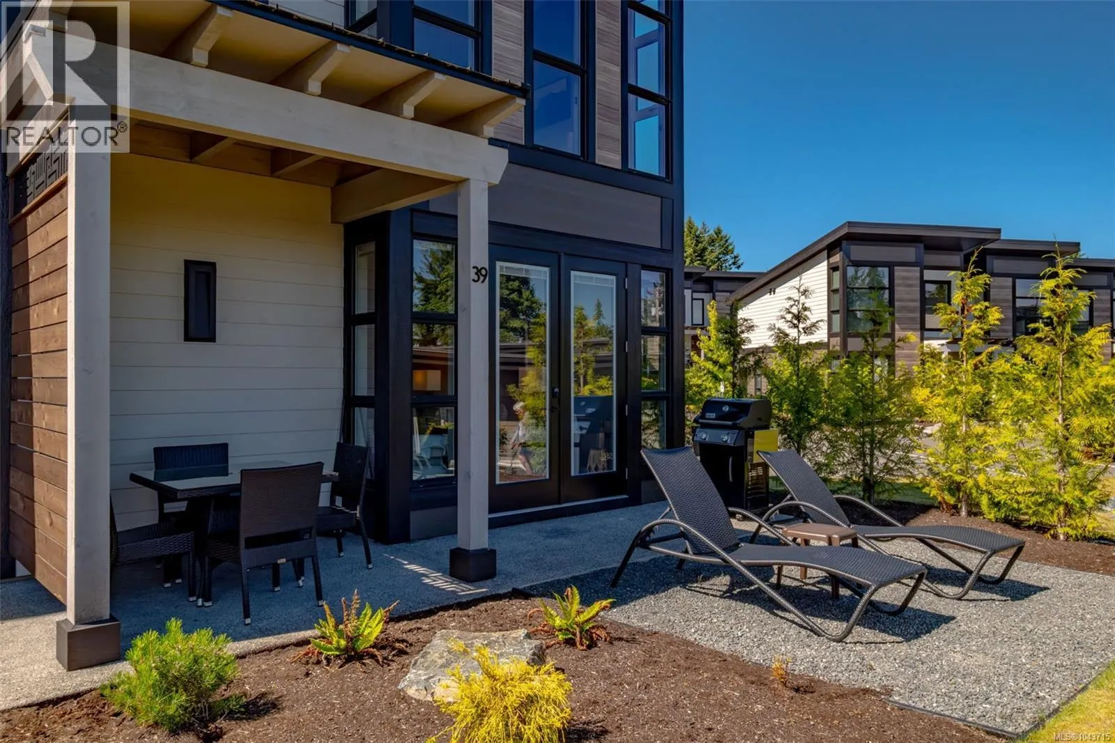 39 1175 RESORT Dr