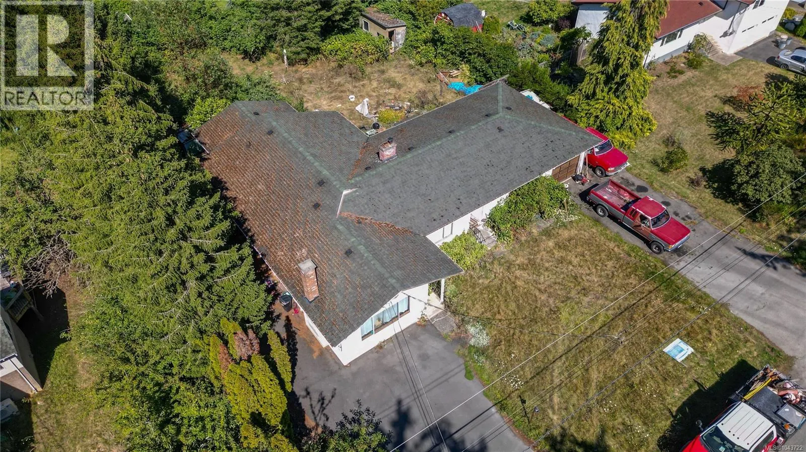 1146 Sluggett Rd