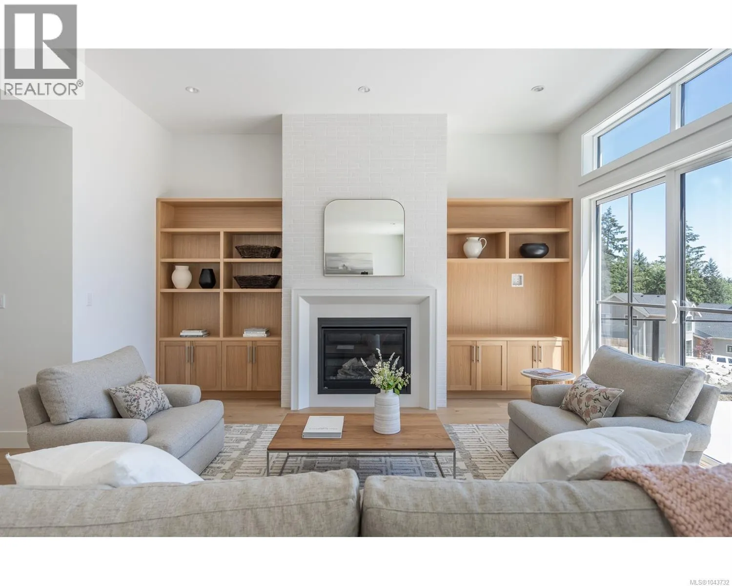 1043 Harewood Mines Rd