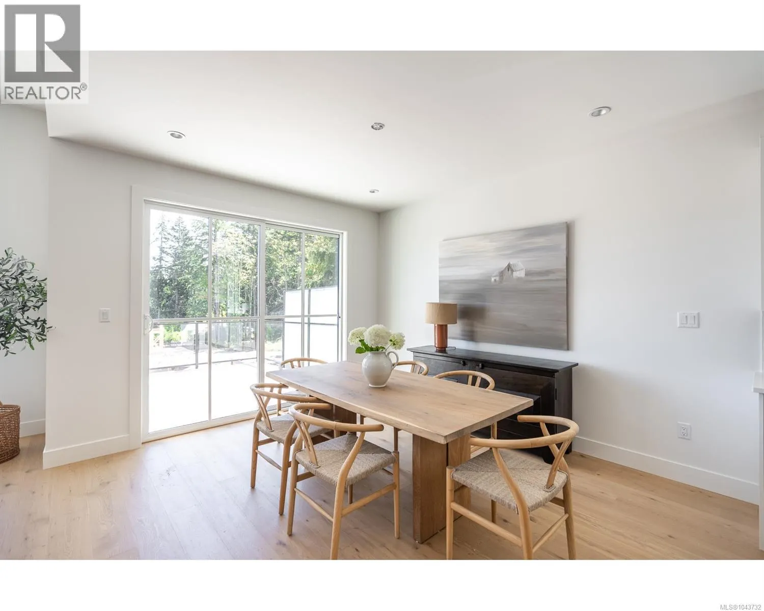 1043 Harewood Mines Rd