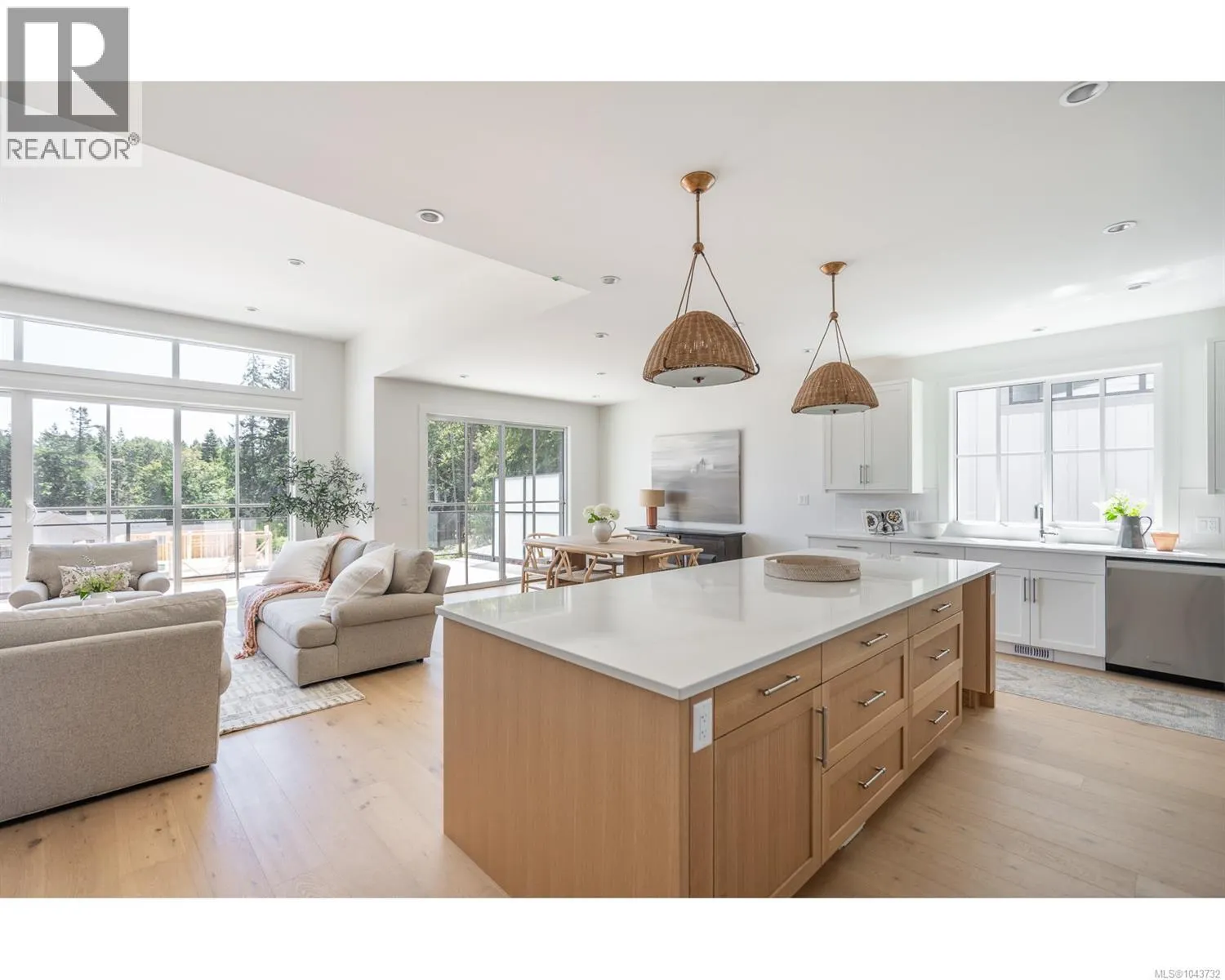 1043 Harewood Mines Rd