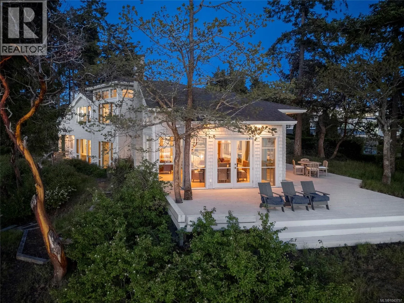 1341 Madrona Dr