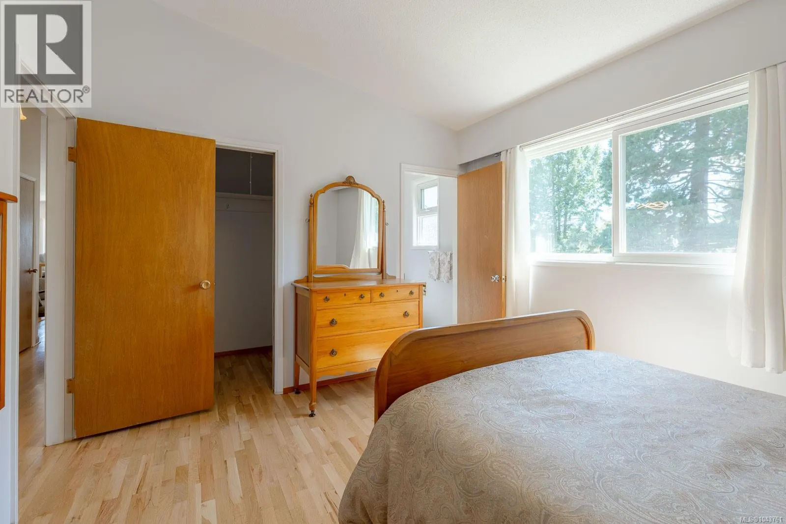 2419 Barbara Pl