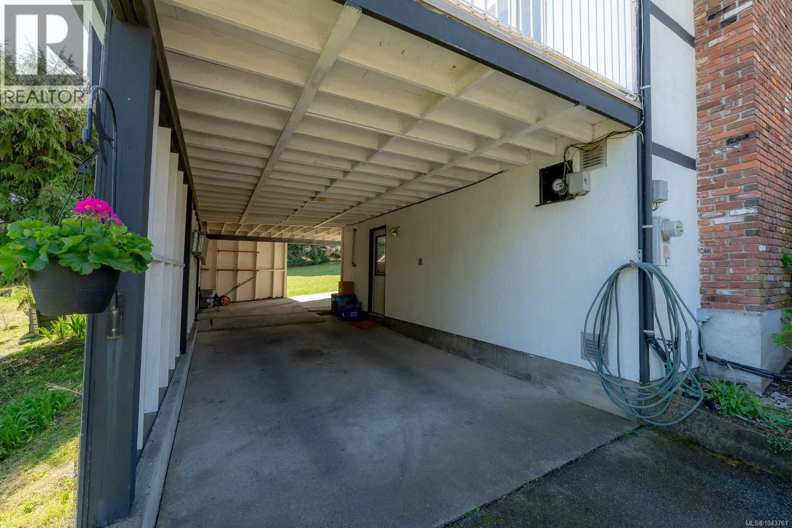2419 Barbara Pl