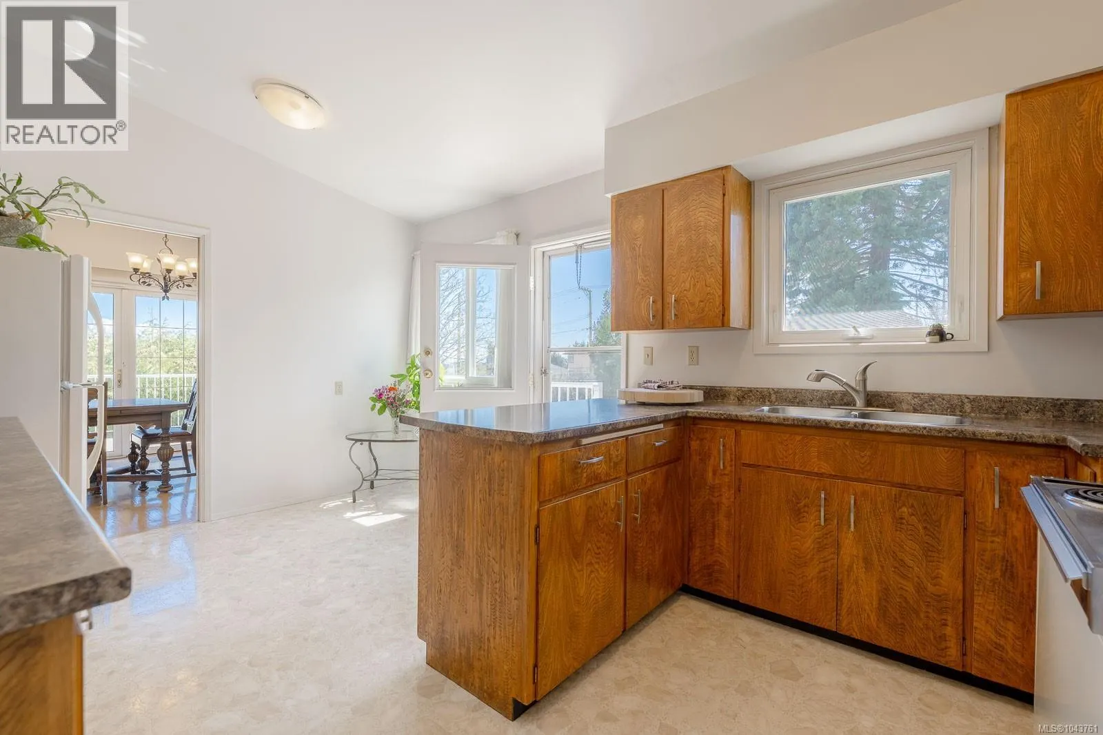 2419 Barbara Pl