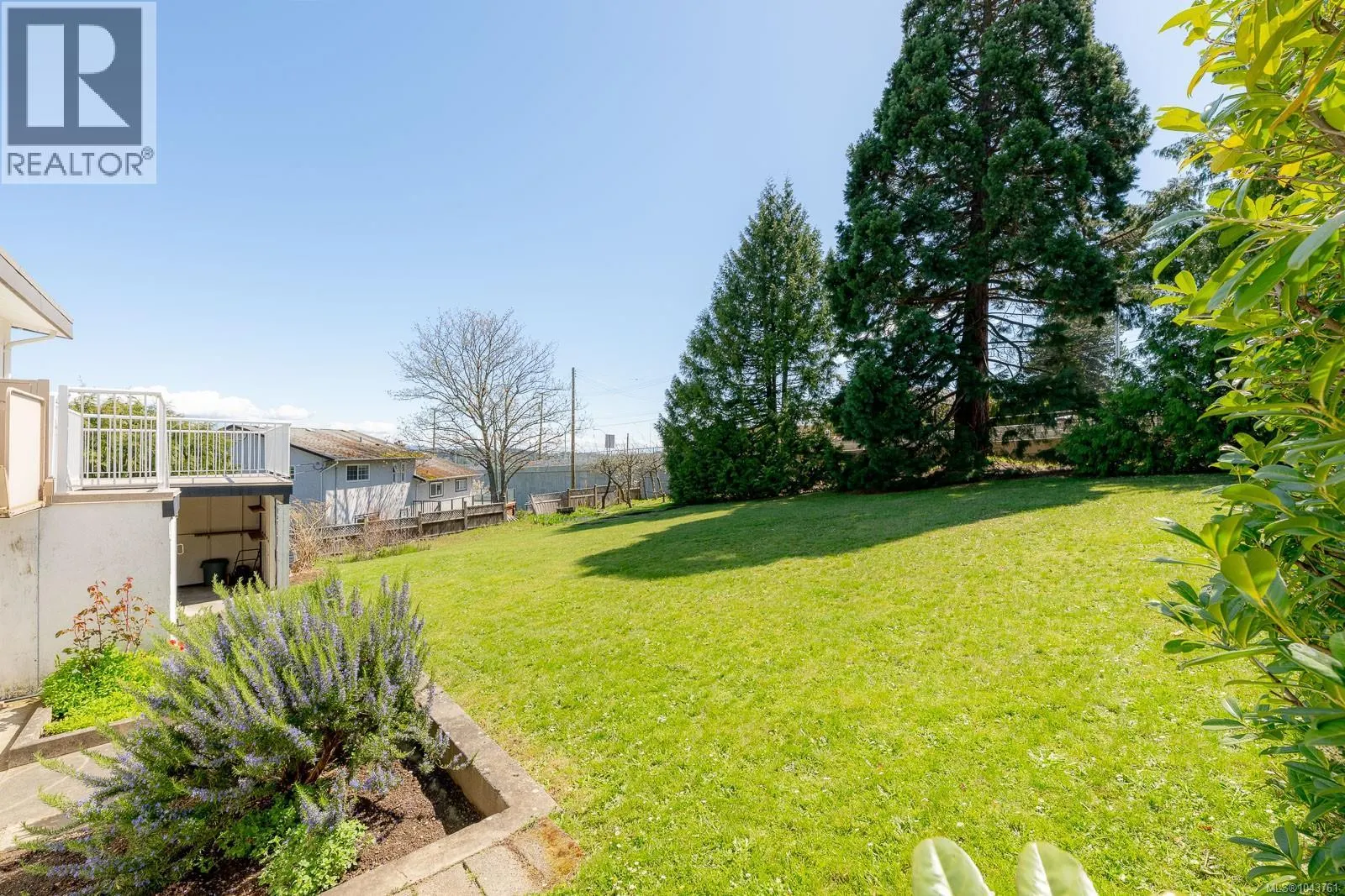 2419 Barbara Pl