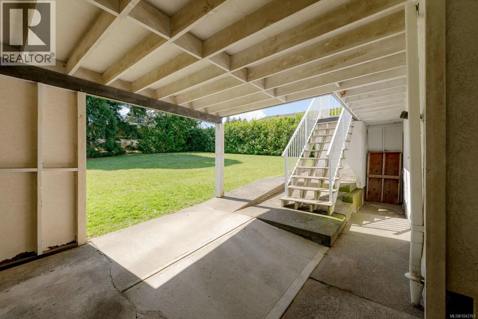 2419 Barbara Pl