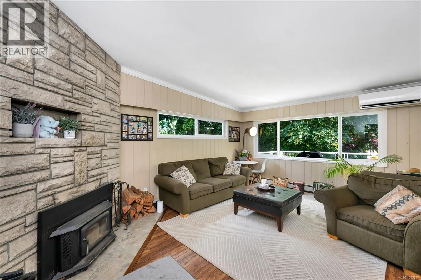 1080 Maple Bay Rd