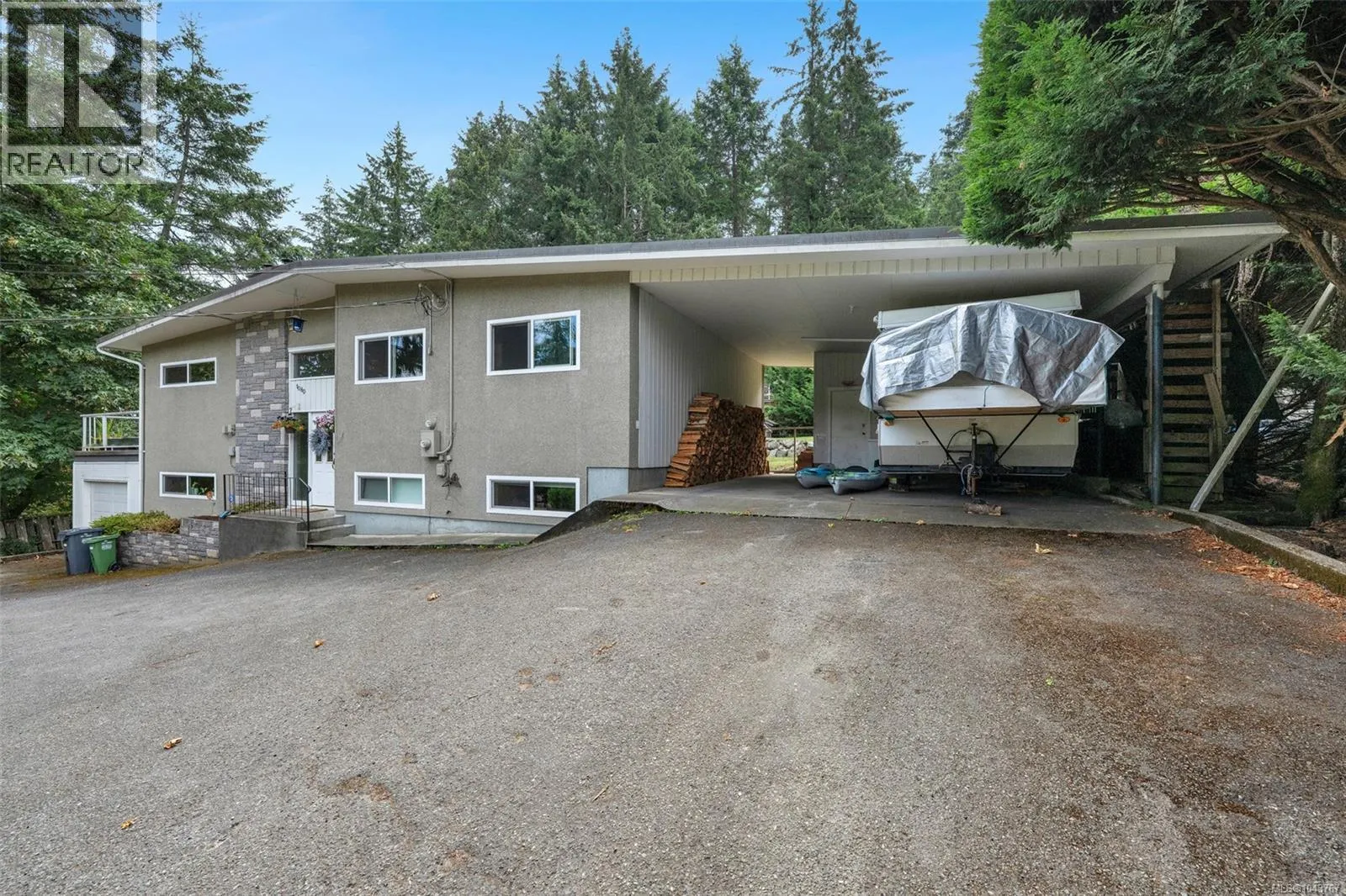 1080 Maple Bay Rd
