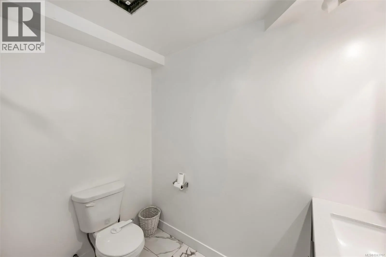 1080 Maple Bay Rd