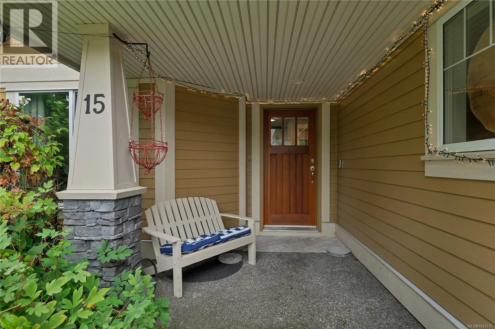 15 769 Merecroft Rd