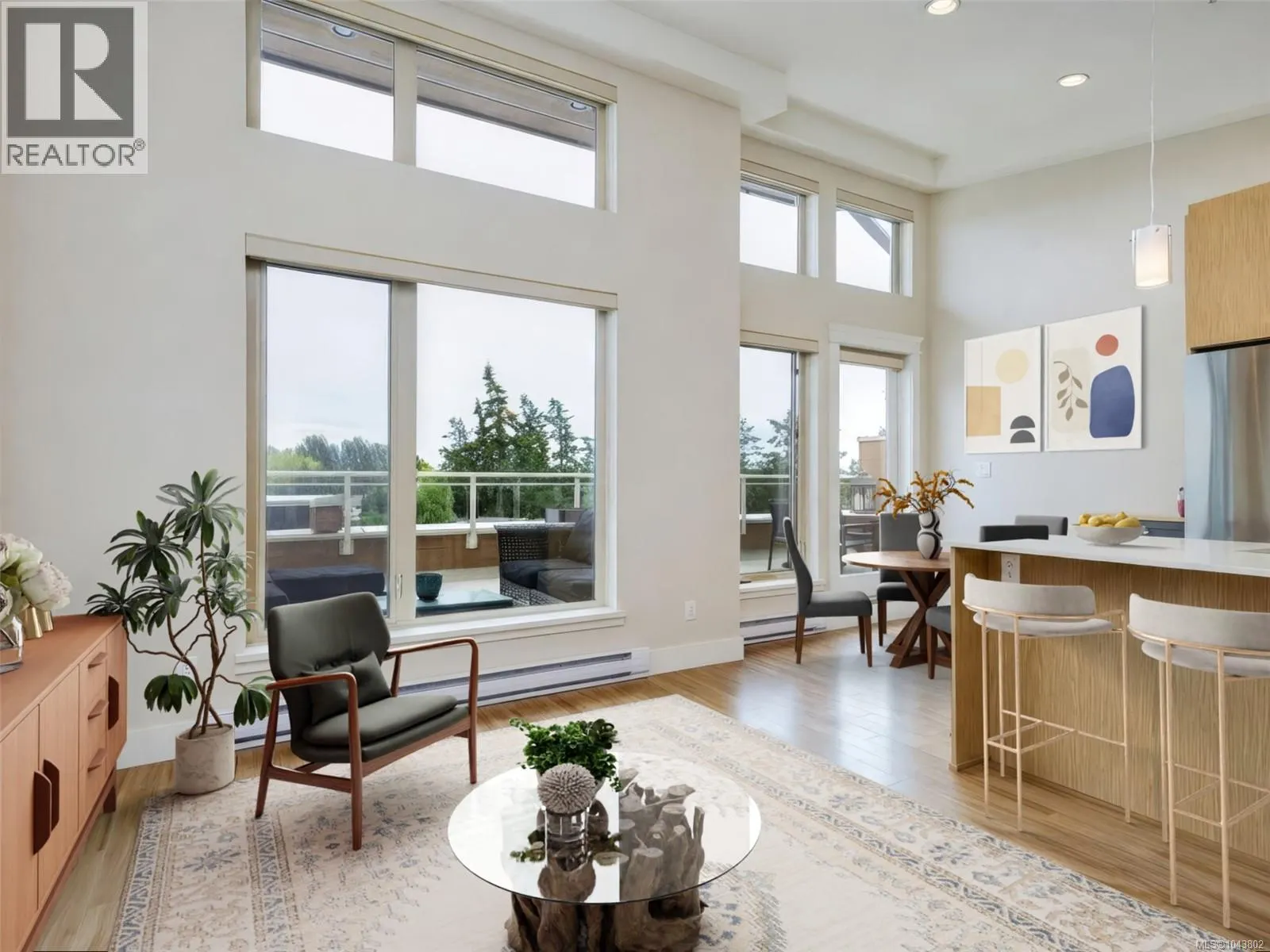 401 7161 West Saanich Rd