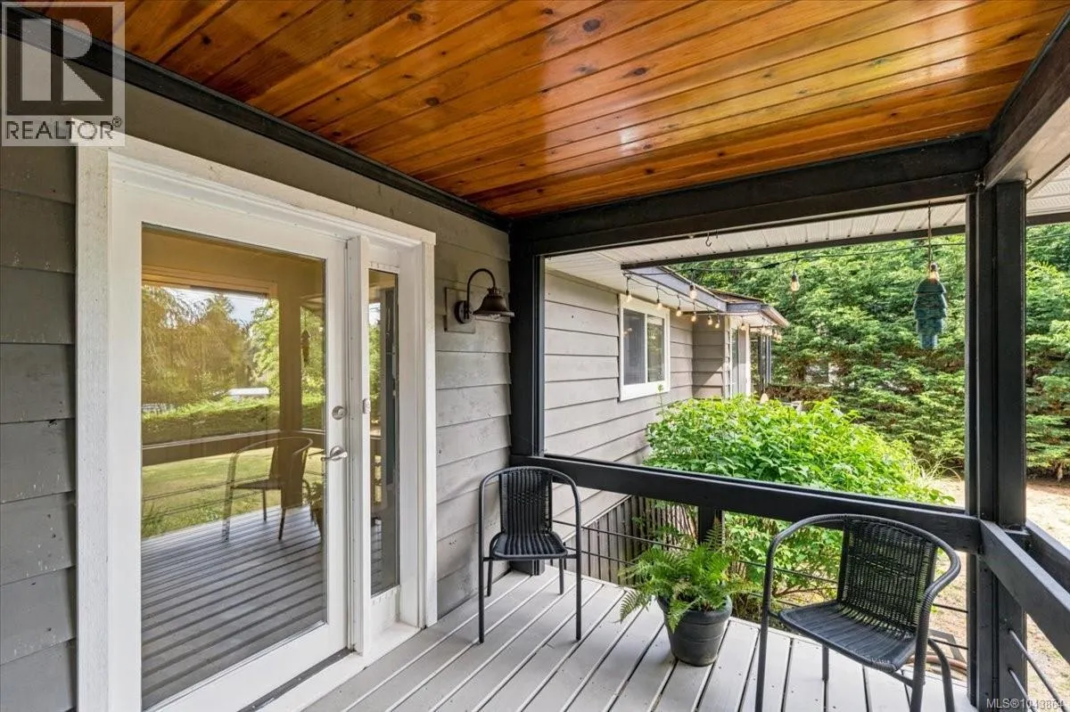 381 Dunsmuir Rd