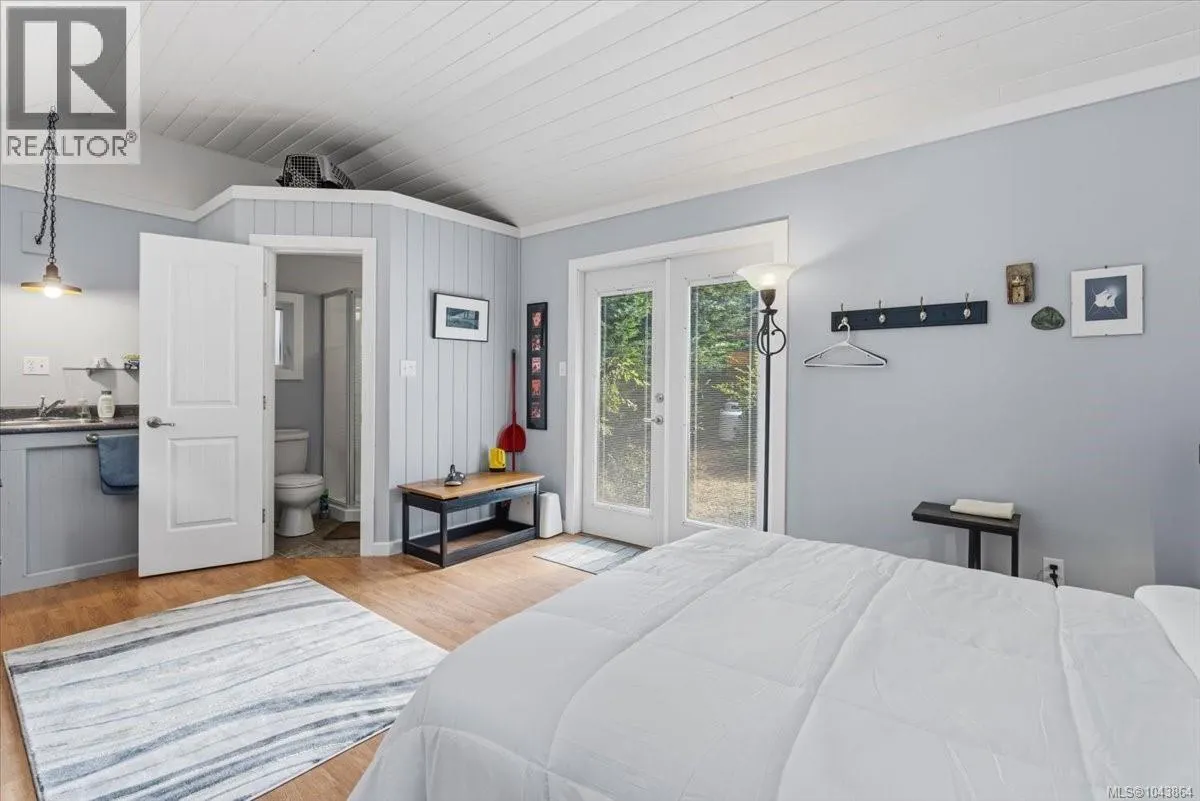 381 Dunsmuir Rd