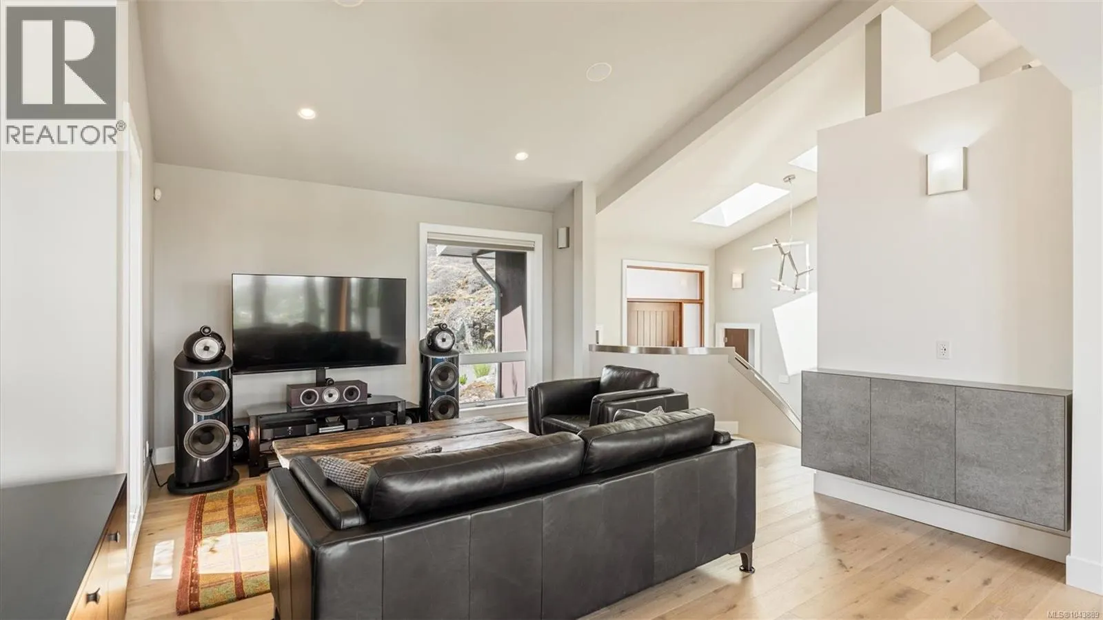 141 Denison Rd