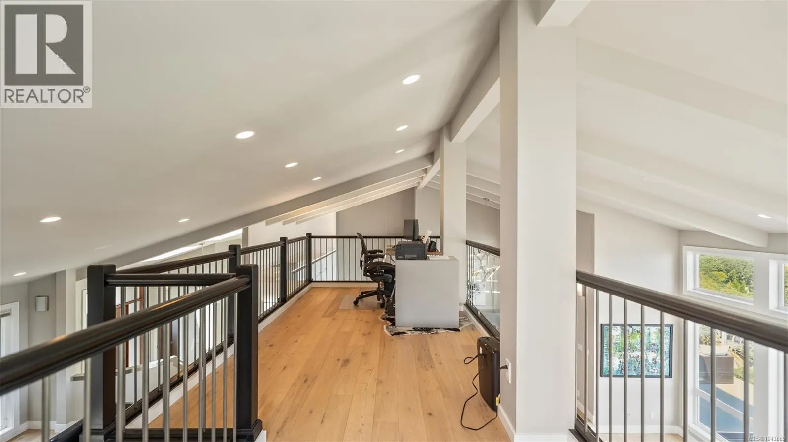 141 Denison Rd