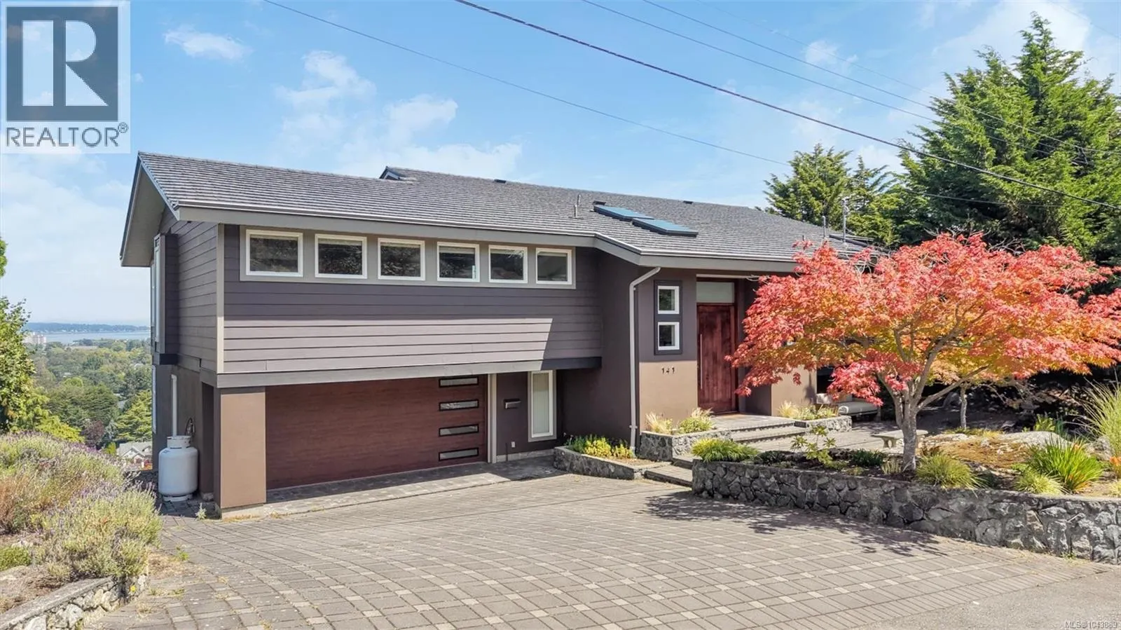 141 Denison Rd