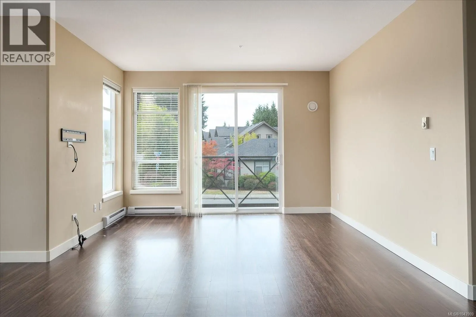 205 5170 Dunster Rd