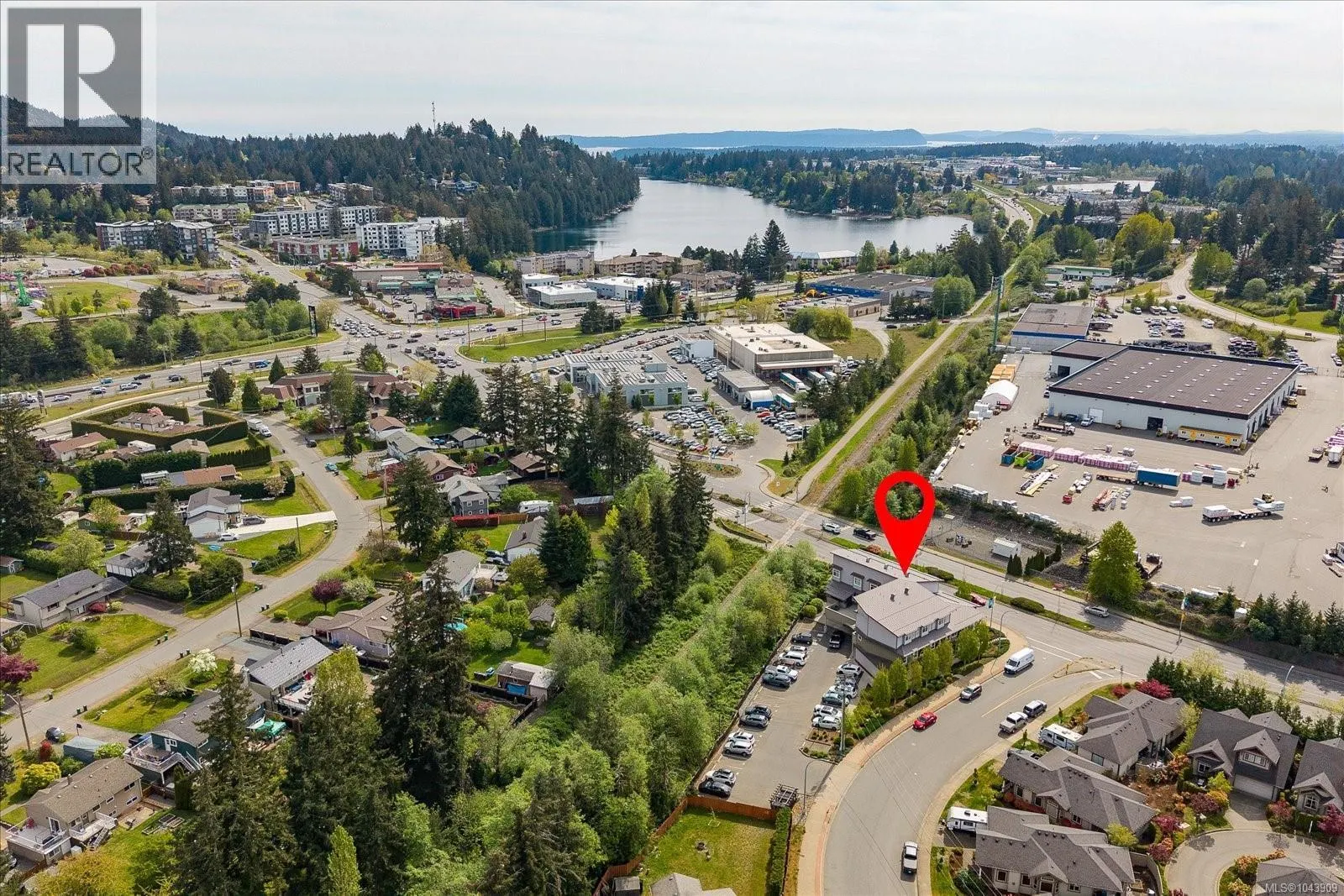 205 5170 Dunster Rd