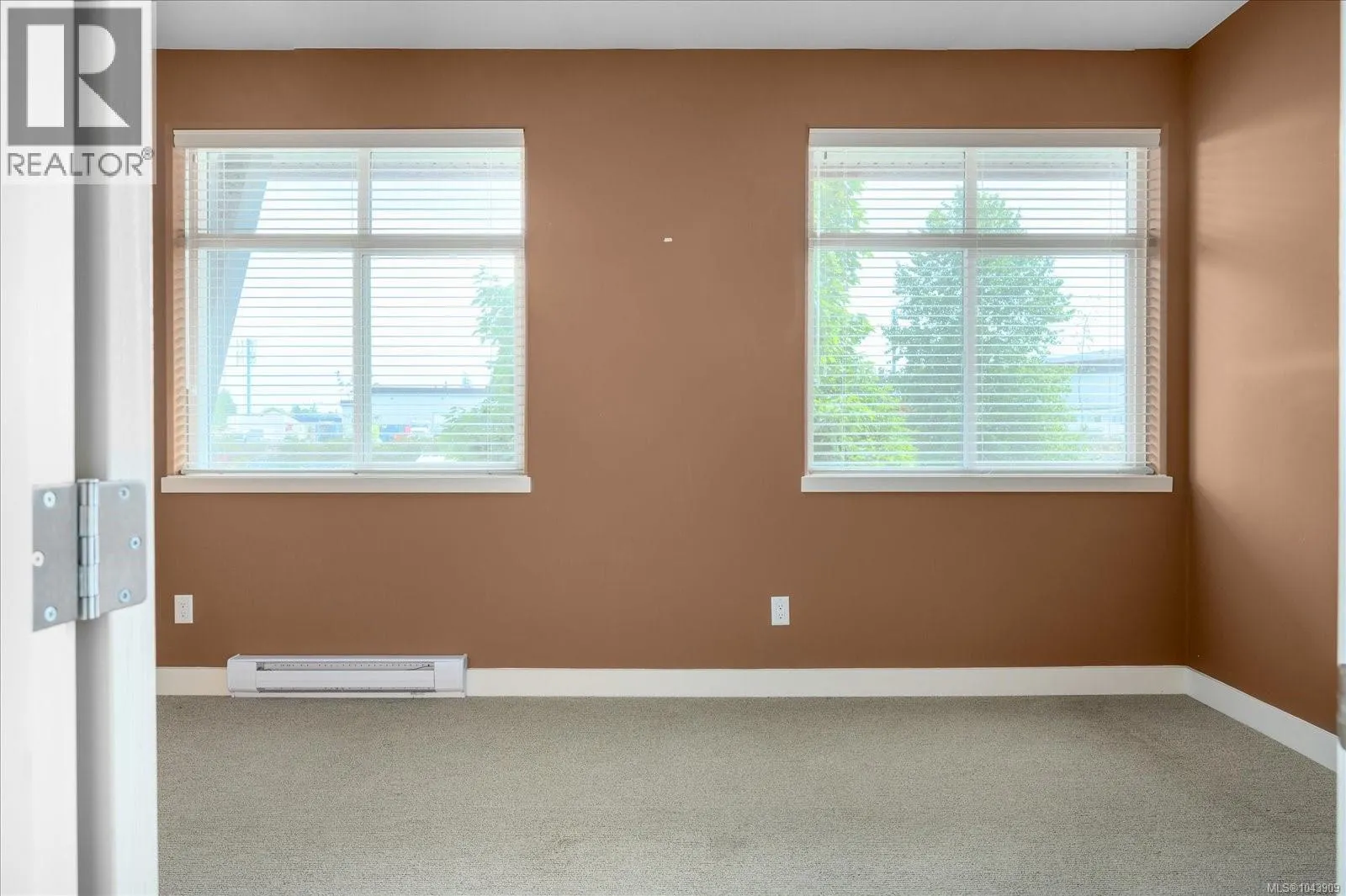 205 5170 Dunster Rd