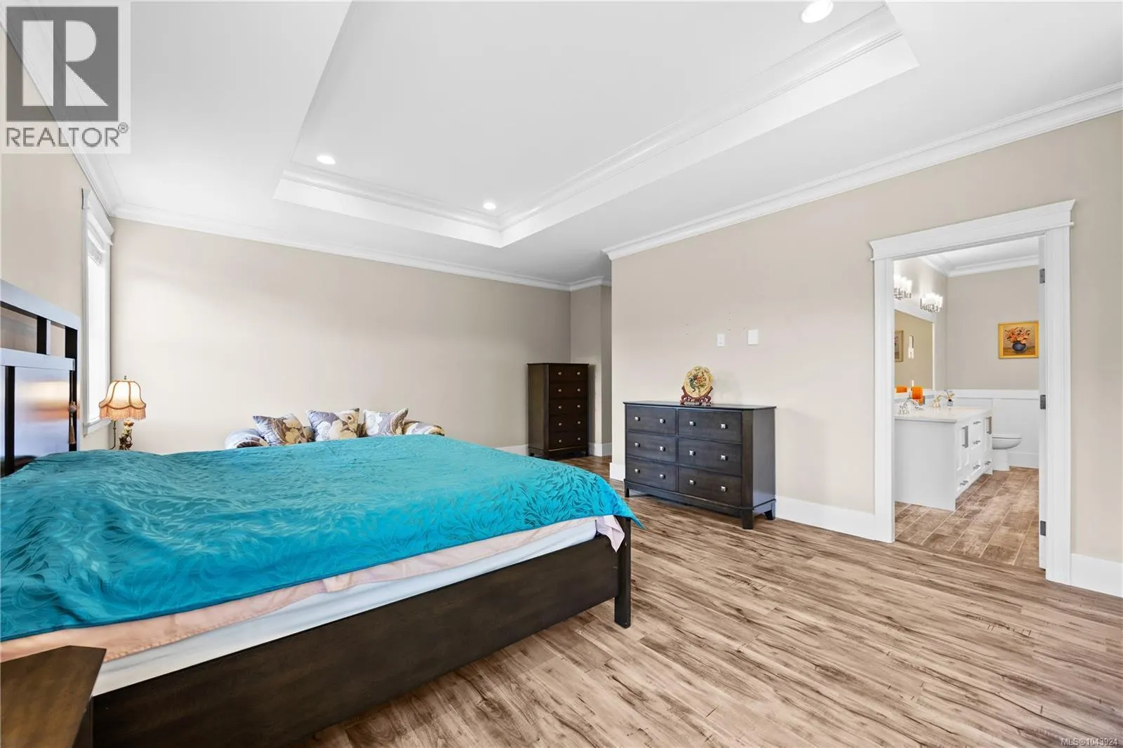 4826 Vista View Cres