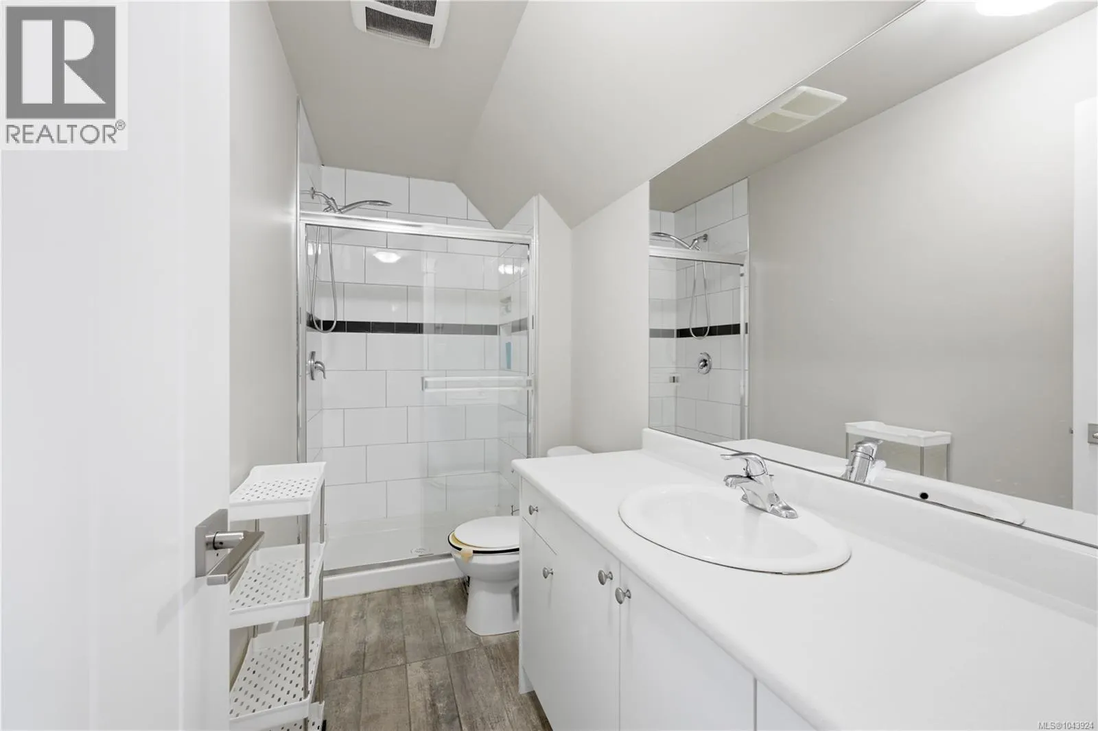 4826 Vista View Cres