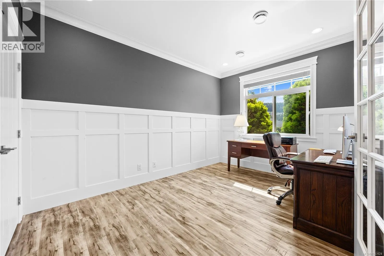 4826 Vista View Cres