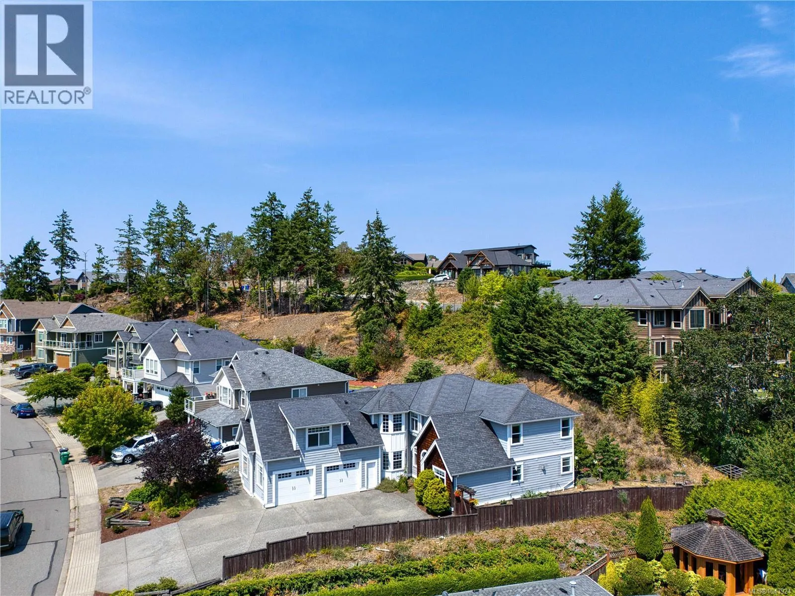 4826 Vista View Cres