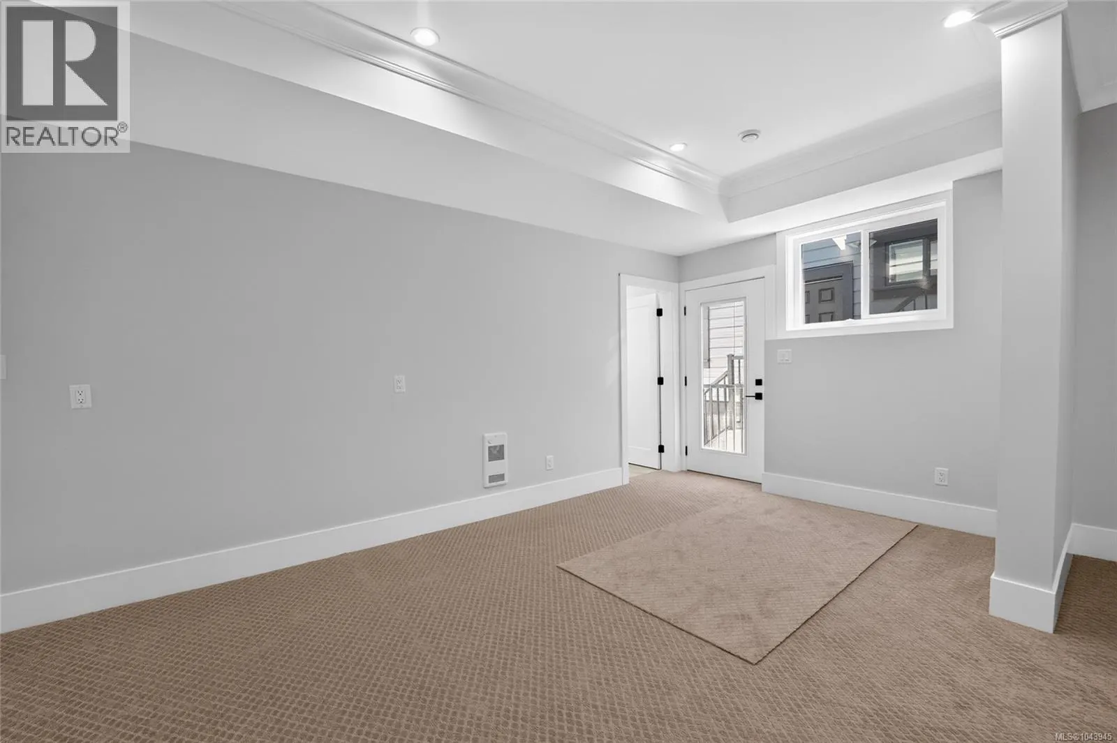 3856 Gulfview Dr