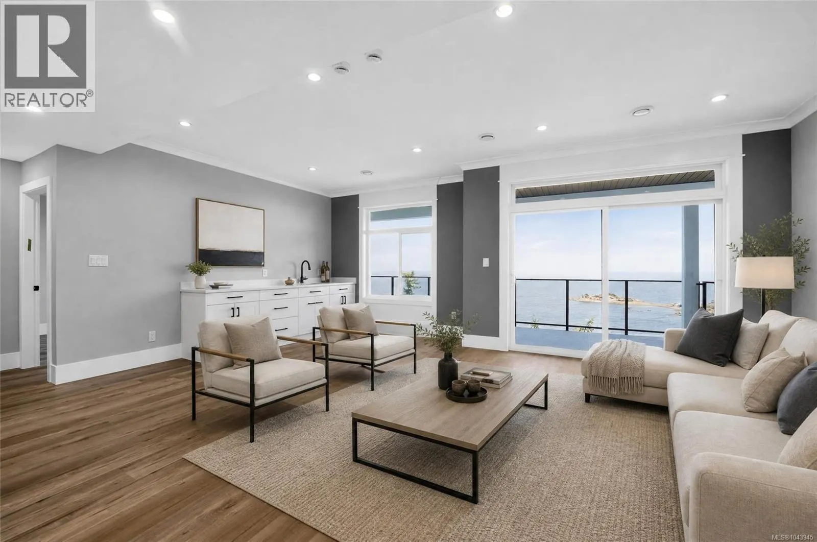 3856 Gulfview Dr