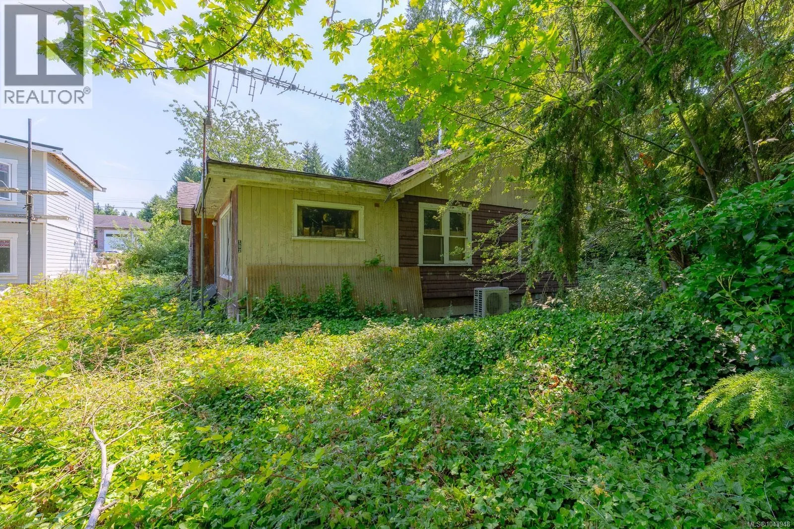 1319 Lee Rd