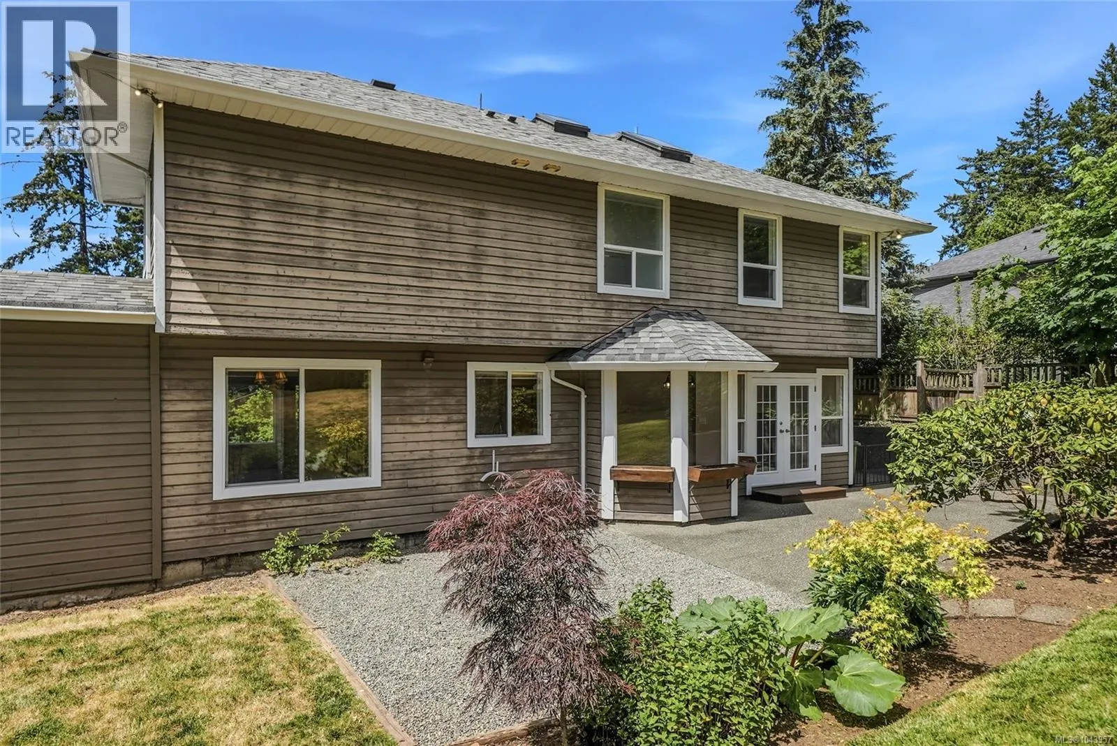 1688 Maple Bay Rd