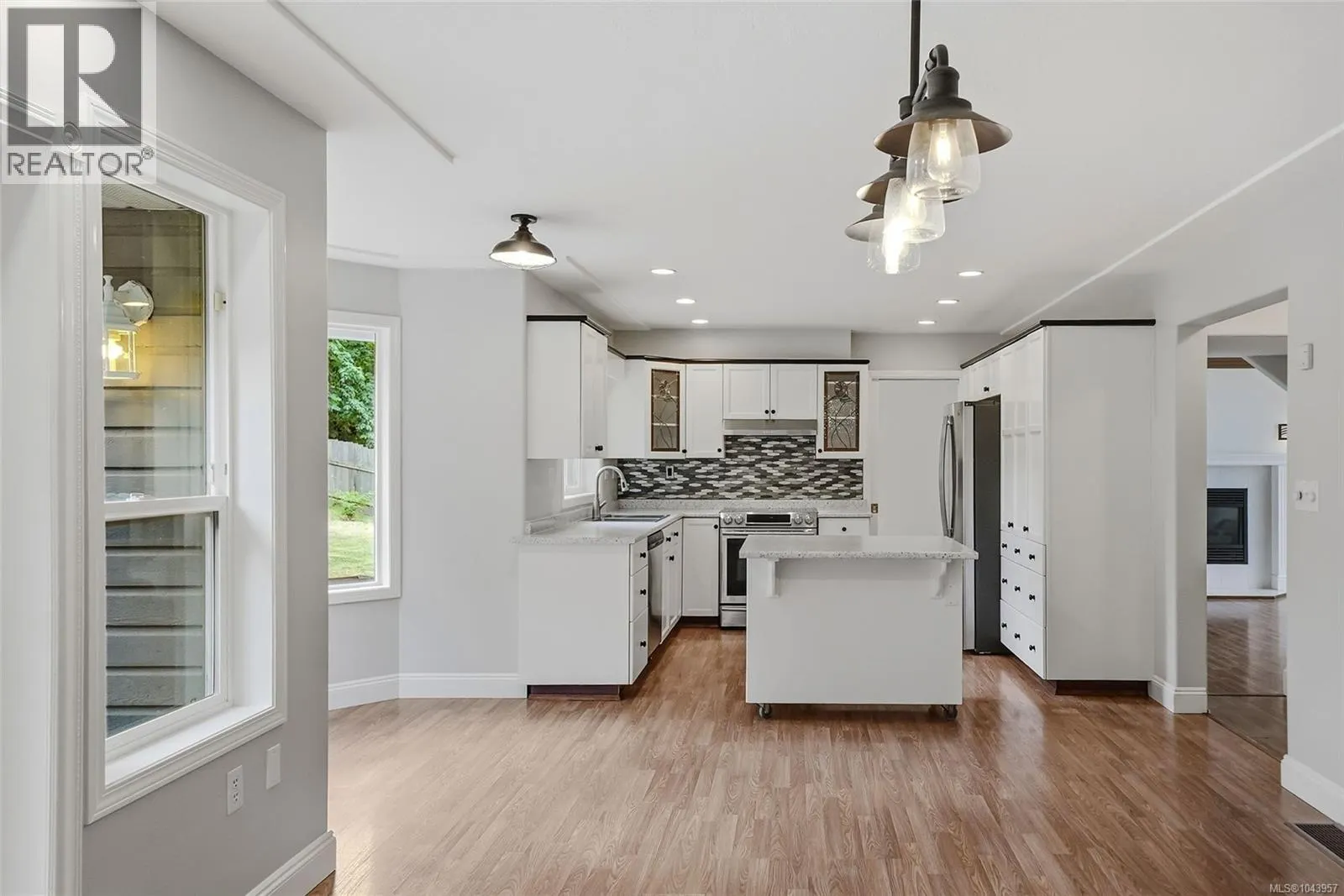 1688 Maple Bay Rd